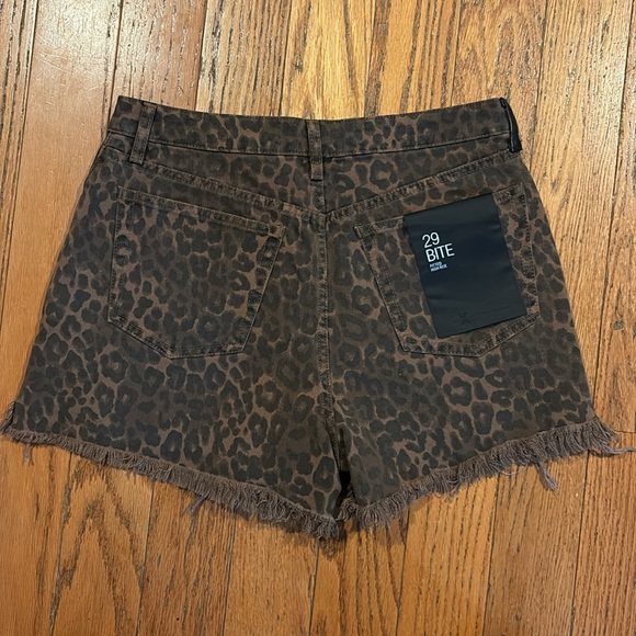Alexander Wang Denim Bite Shorts Leopard Print - Picture 5 of 8
